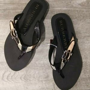 Burberry flip flops authentic size 8.5